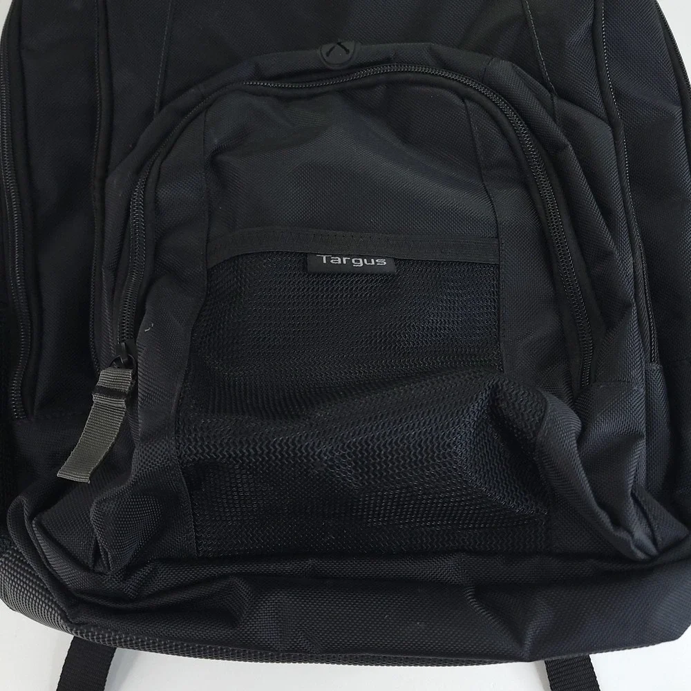 Targus black bag